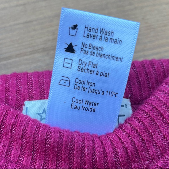 L*space ‘Rosie’ crop tank top M and ‘Adelyn’ flare high rise bottoms S - Picture 10 of 16